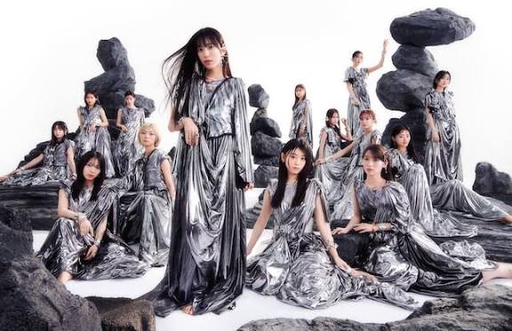 【徹底解剖】櫻坂46「最新情報」の美学｜衣装・演出に隠された現代アートの真髄